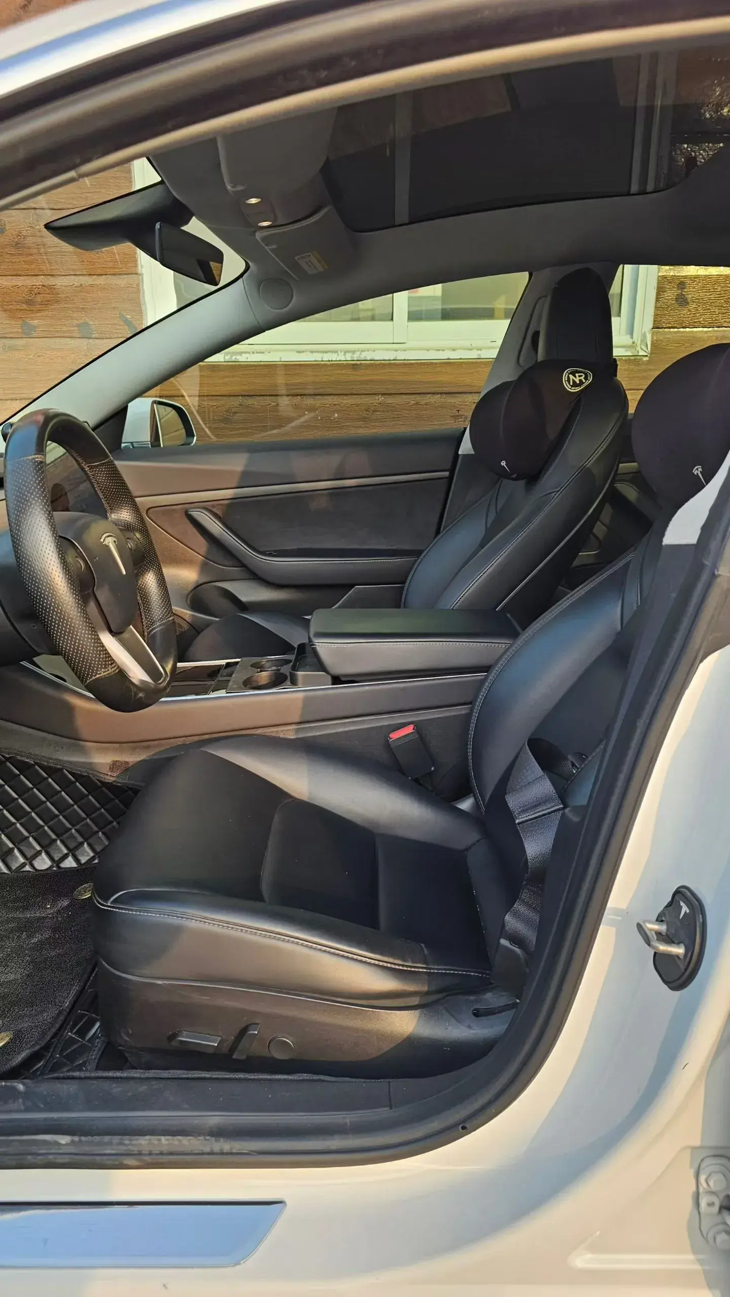 2019 TESLA MODEL thumbnail 2