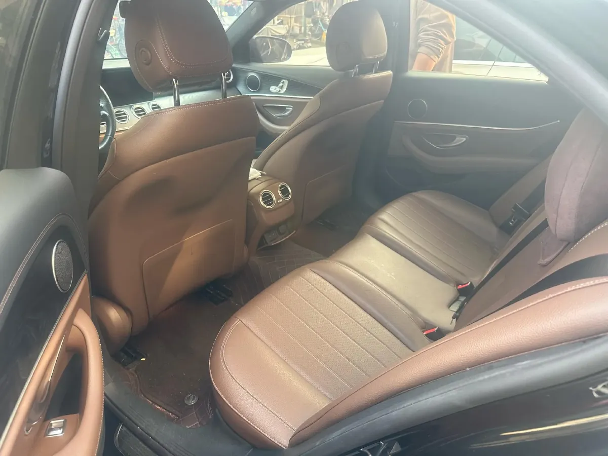 2021 Mercedes-Benz E Class 2.0T 197HP L4 9AT,autocango,china used car exporter,china ev exporter,chinese used car exporter,chinese used ev exporter