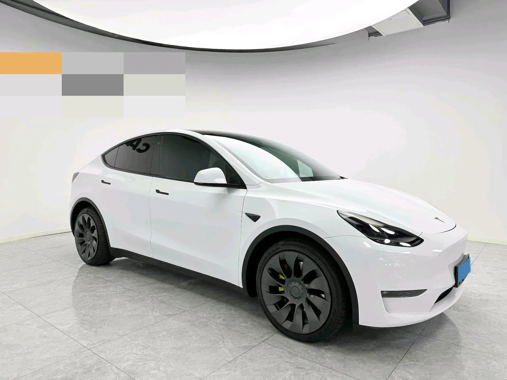 2021 TESLA MODEL thumbnail 3