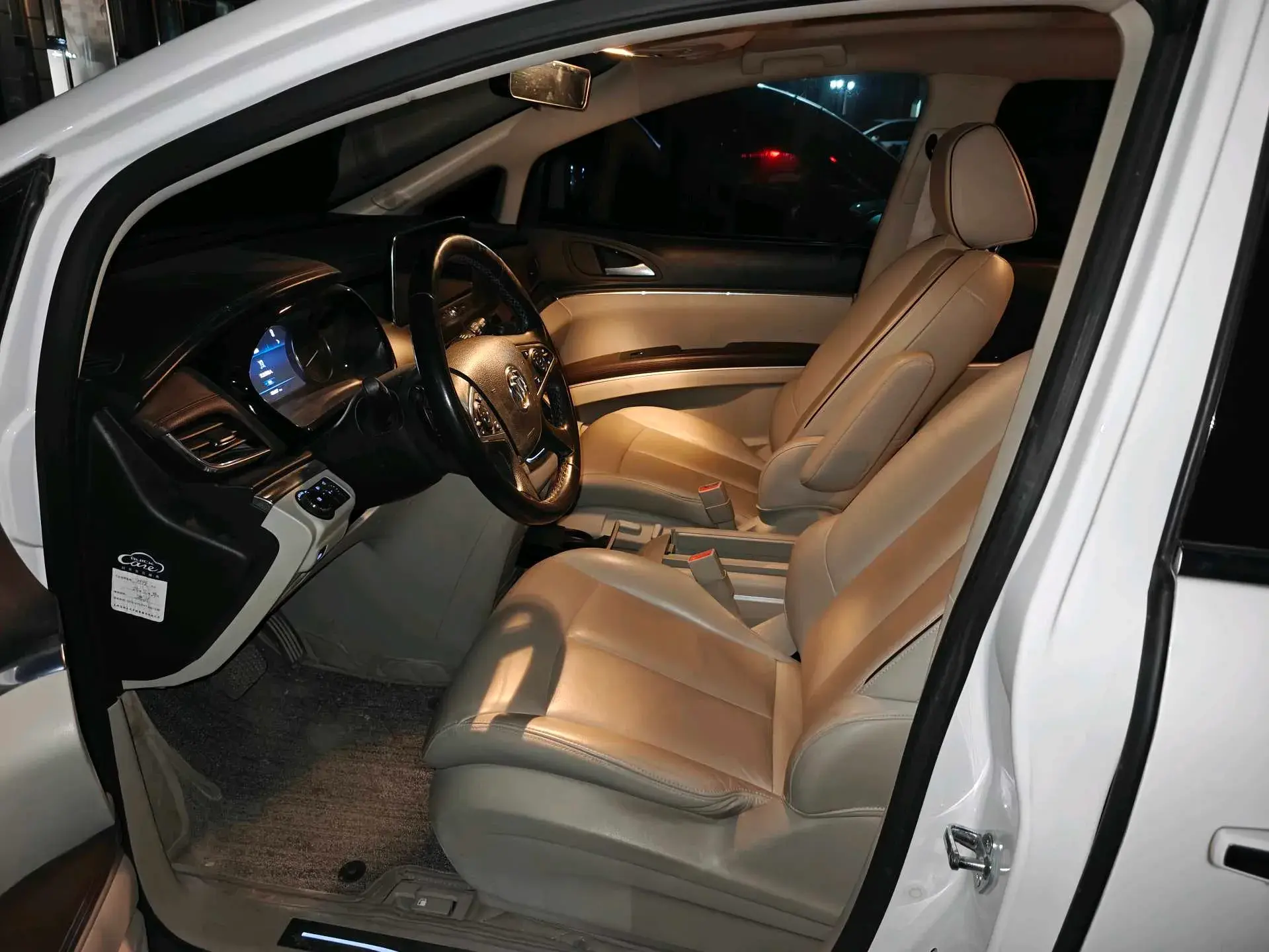 2020 BUICK GL8 thumbnail 3