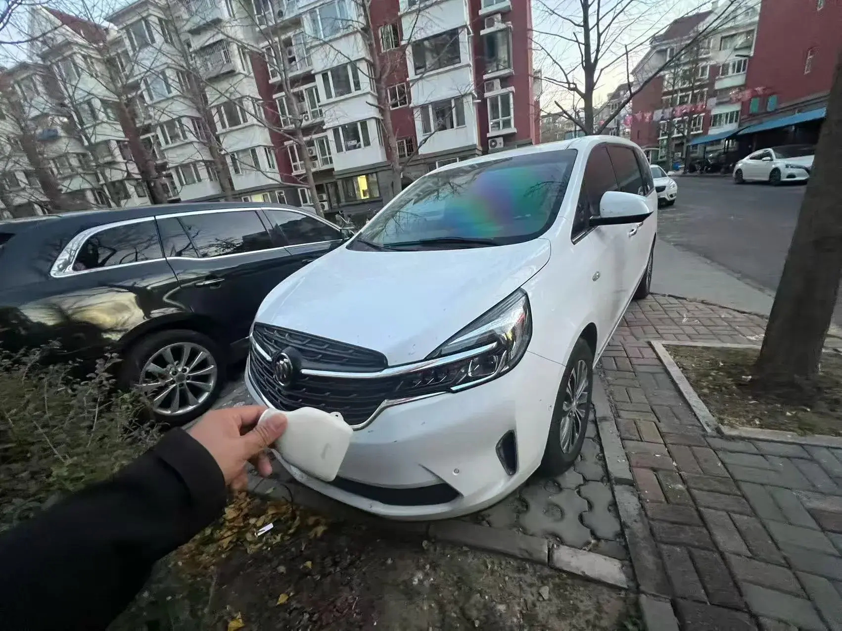 2020 BUICK GL8 view 1