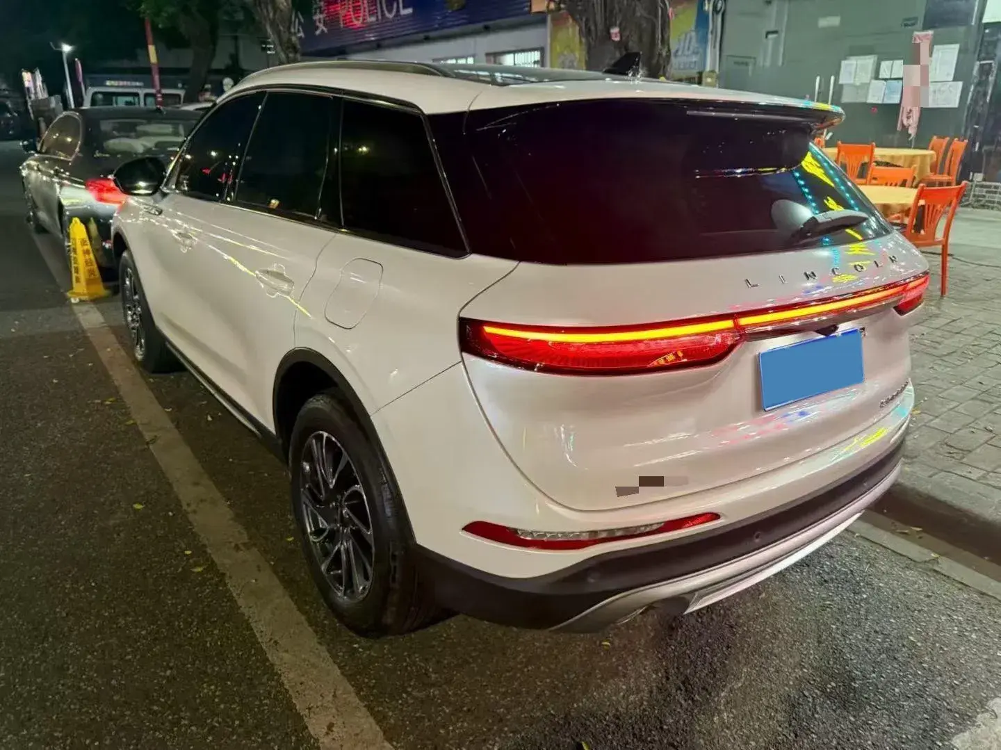 2022 LINCOLN CORSAIR thumbnail 2