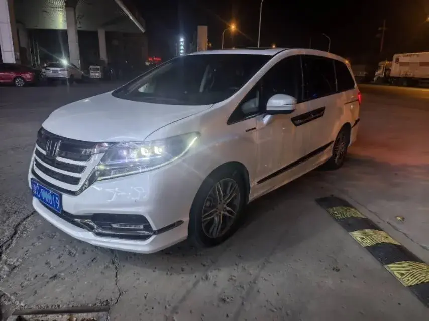 2019 Honda Elysioin 2.0L 146HP L4 E-CVT Hybrid