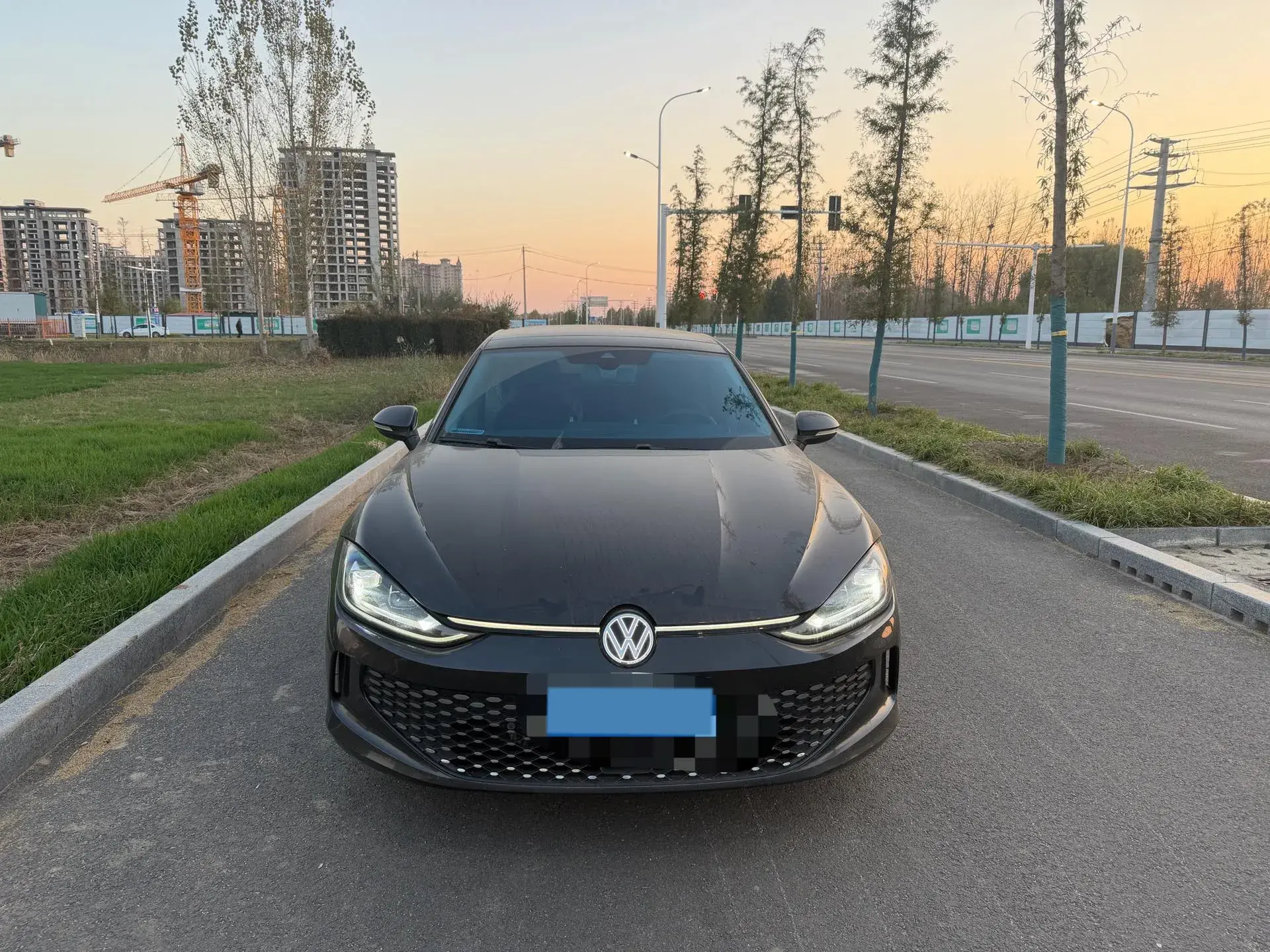 2023 VOLKSWAGEN LAMANDO thumbnail 2