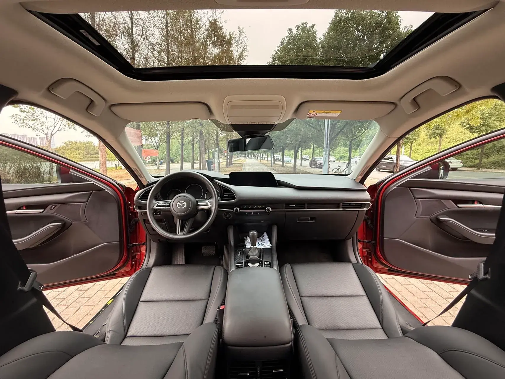 2021 MAZDA 3 thumbnail 4