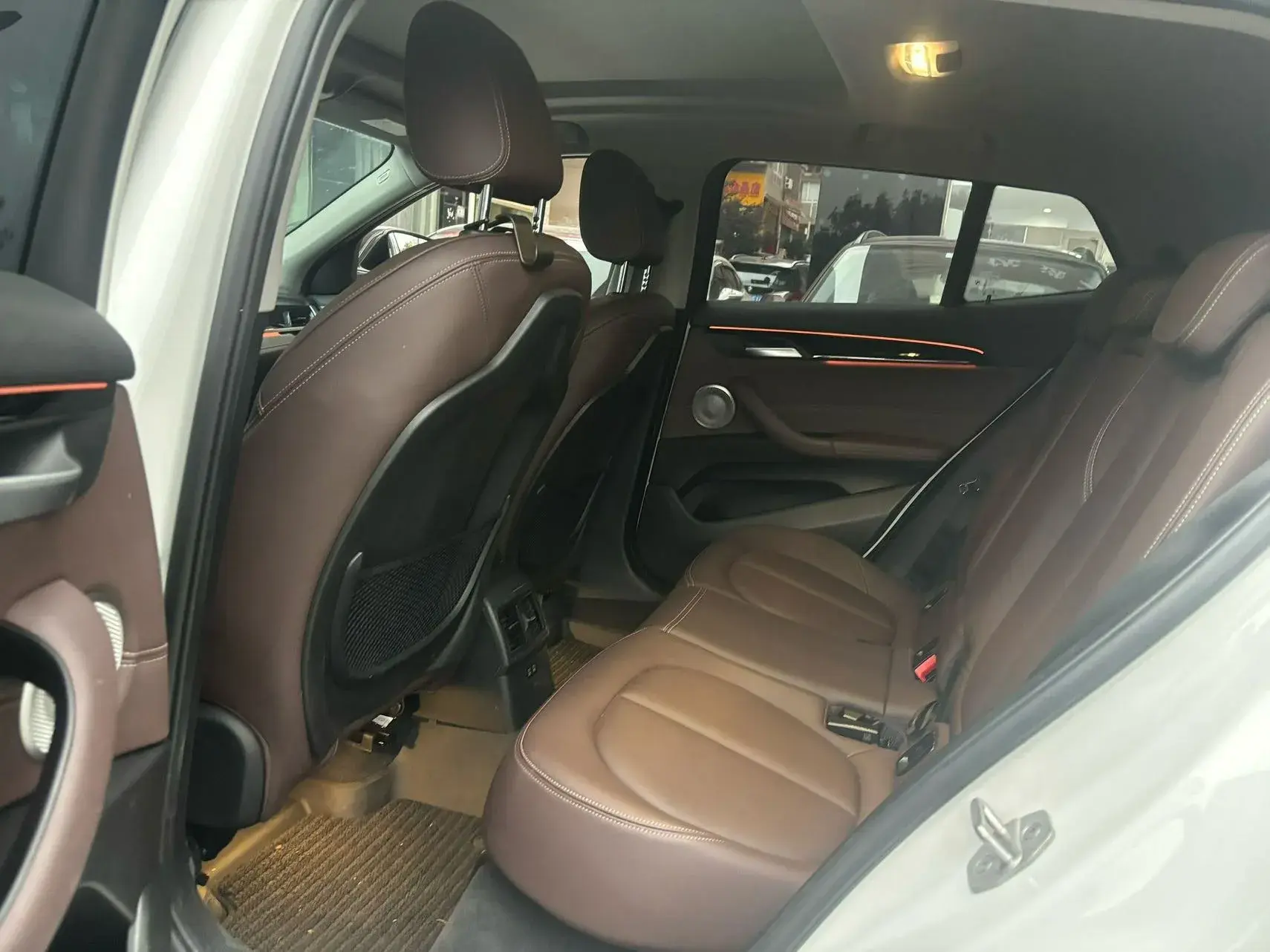 2023 BMW X2 thumbnail 3