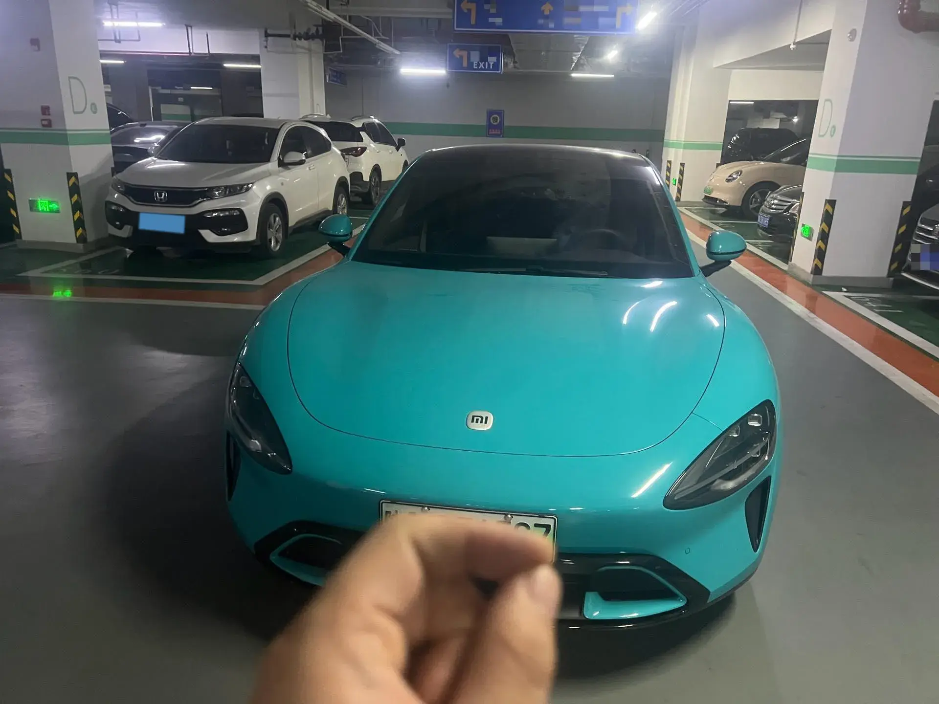 2024 MI SU7 thumbnail 2