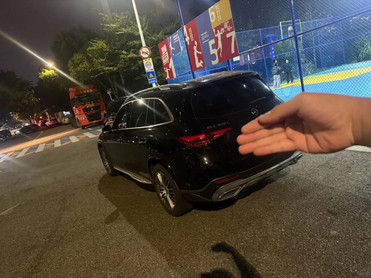 2023 Mercedes-Benz GLC Class 2.0T 258HP L4 9AT,autocango,china used car exporter,china ev exporter,chinese used car exporter,chinese used ev exporter