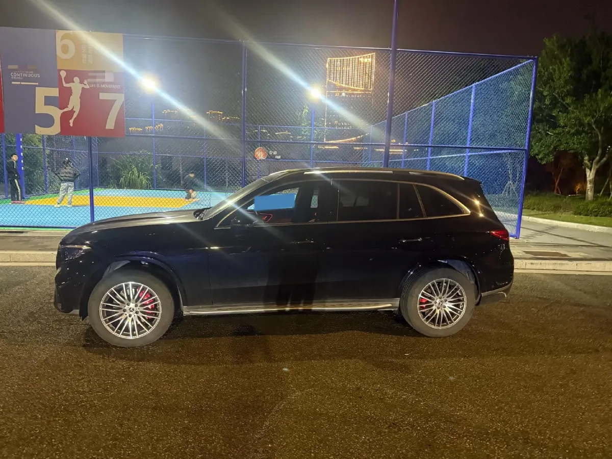 2023 Mercedes-Benz GLC Class 2.0T 258HP L4 9AT,autocango,china used car exporter,china ev exporter,chinese used car exporter,chinese used ev exporter