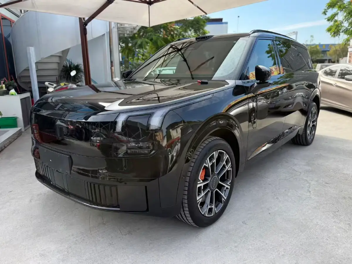 2025 LYNK&CO 900 1.5T 190HP L4 3DHT PHEV 43.3KWH