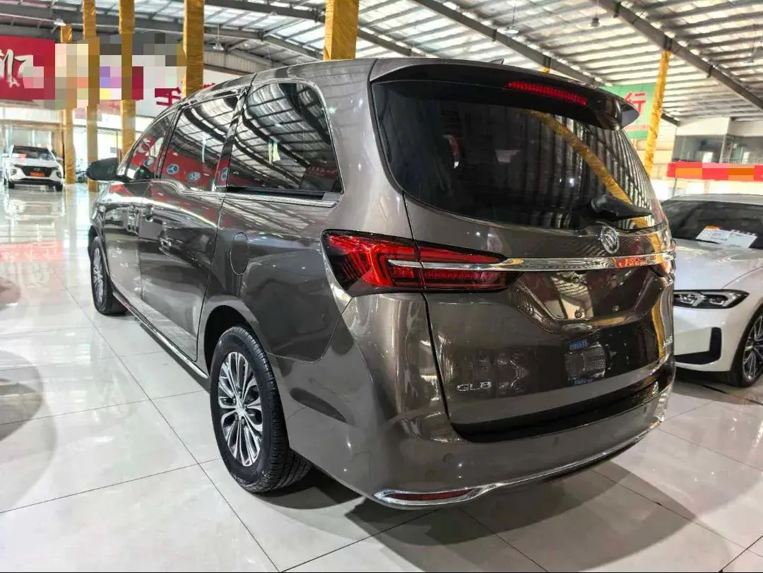 2023 BUICK GL8 thumbnail 4