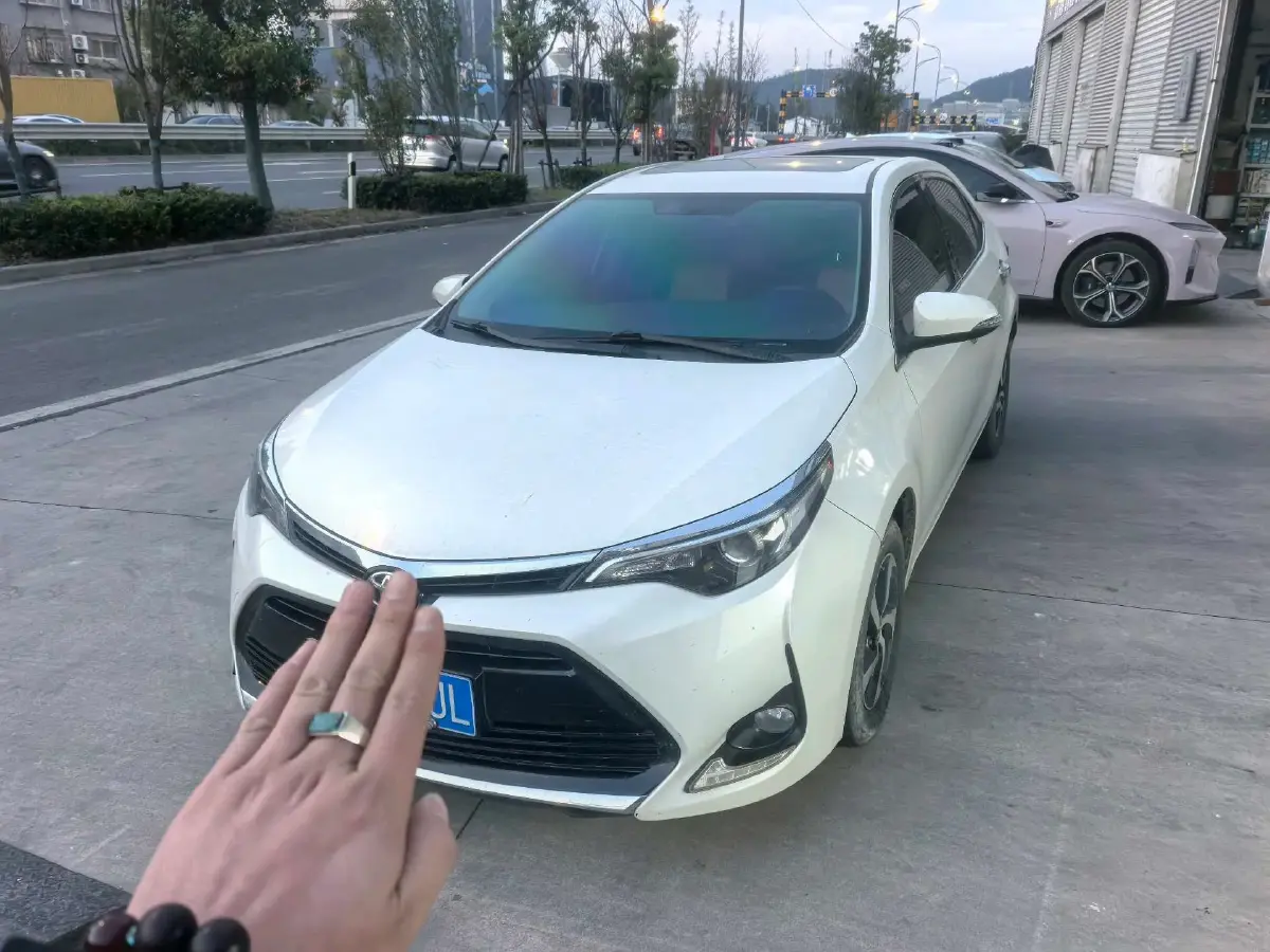 2017 Toyota Levin 1.2T 116HP L4 CVT