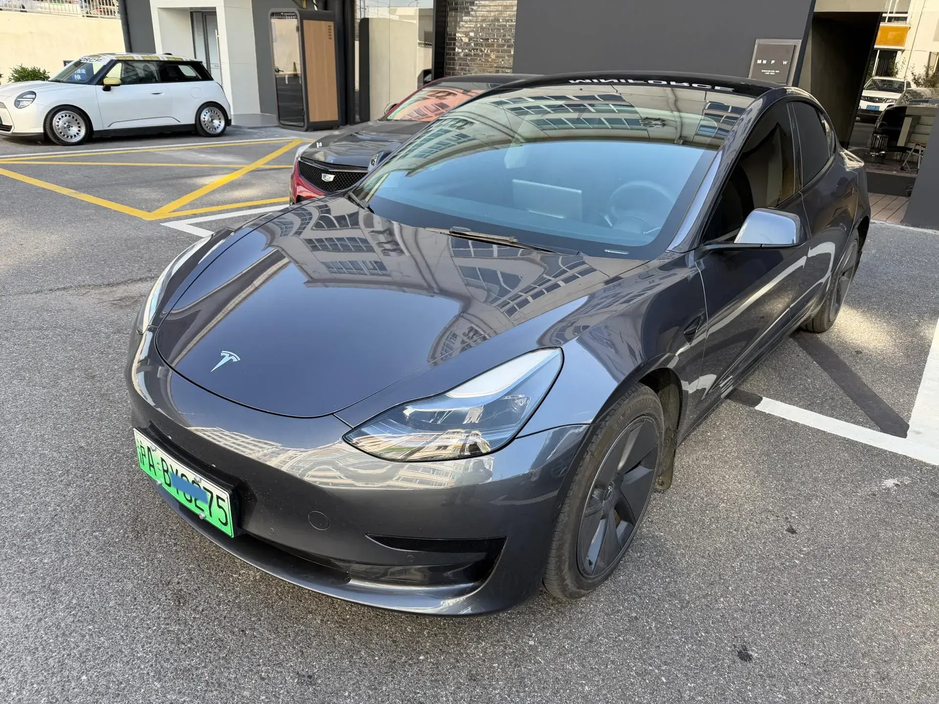 2022 TESLA MODEL view 1
