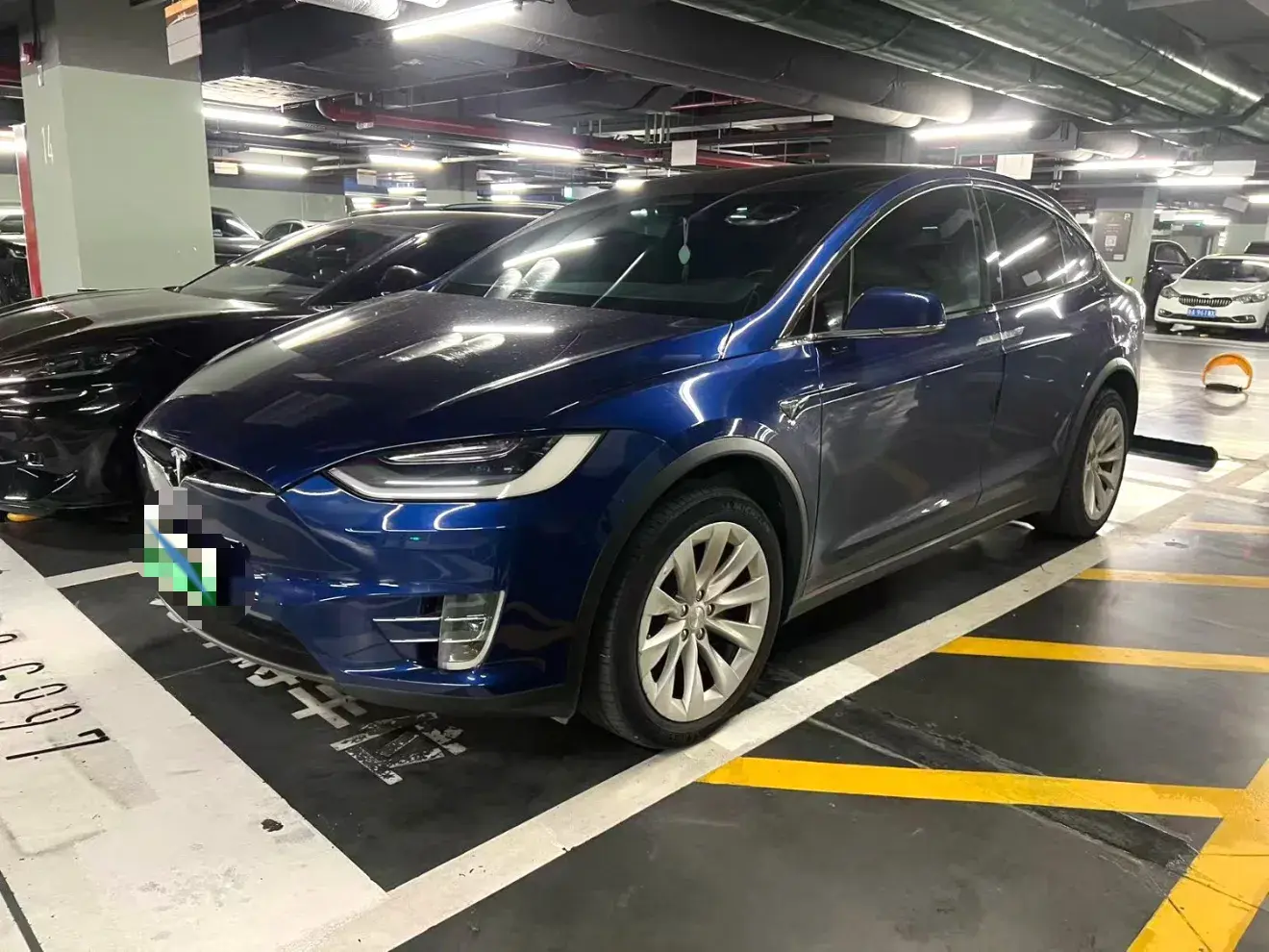 2019 TESLA MODEL view 1