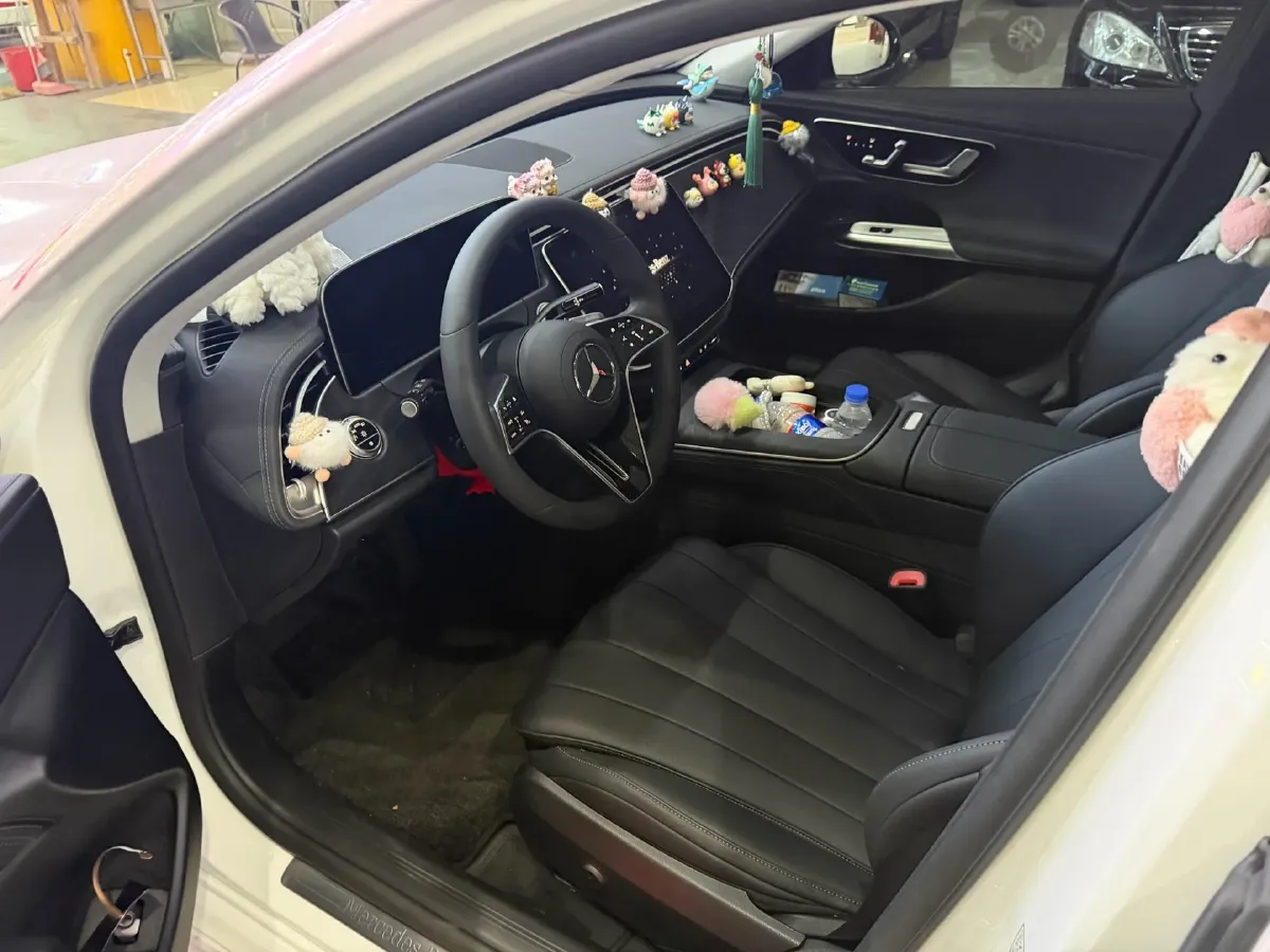 2025 Mercedes-Benz E Class 2.0T 204HP L4 9AT,autocango,china used car exporter,china ev exporter,chinese used car exporter,chinese used ev exporter