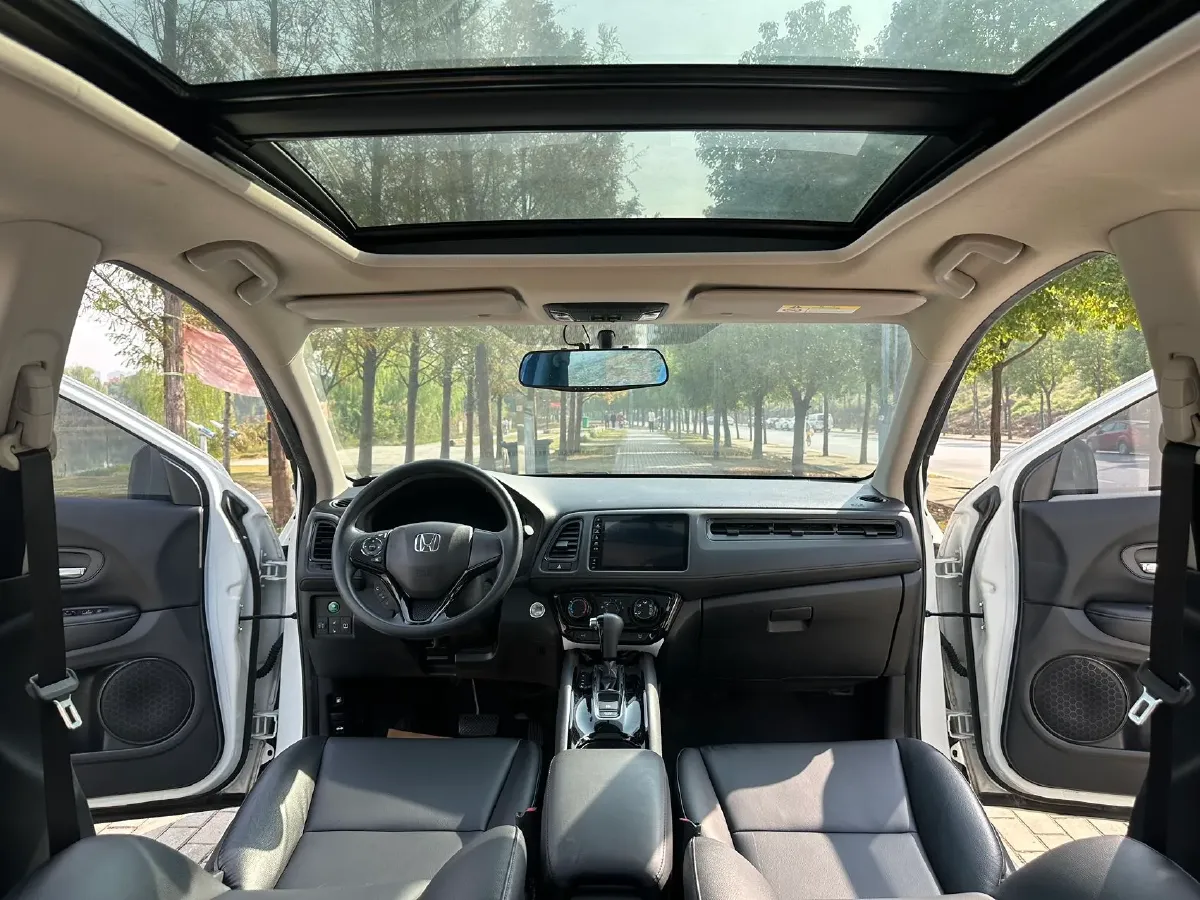 2020 Honda Vezel 1.5L 131HP L4 CVT,autocango,china used car exporter,china ev exporter,chinese used car exporter,chinese used ev exporter