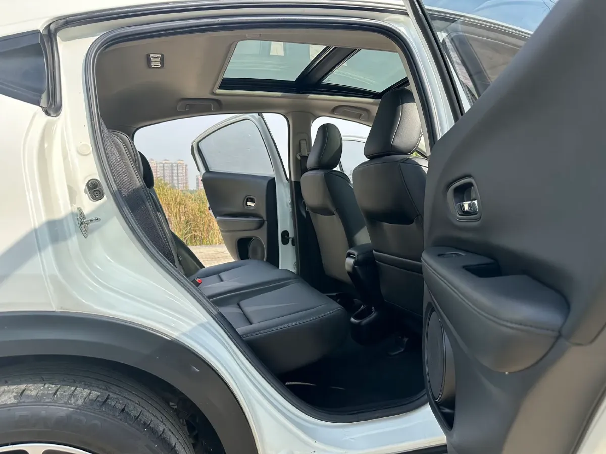 2020 Honda Vezel 1.5L 131HP L4 CVT,autocango,china used car exporter,china ev exporter,chinese used car exporter,chinese used ev exporter