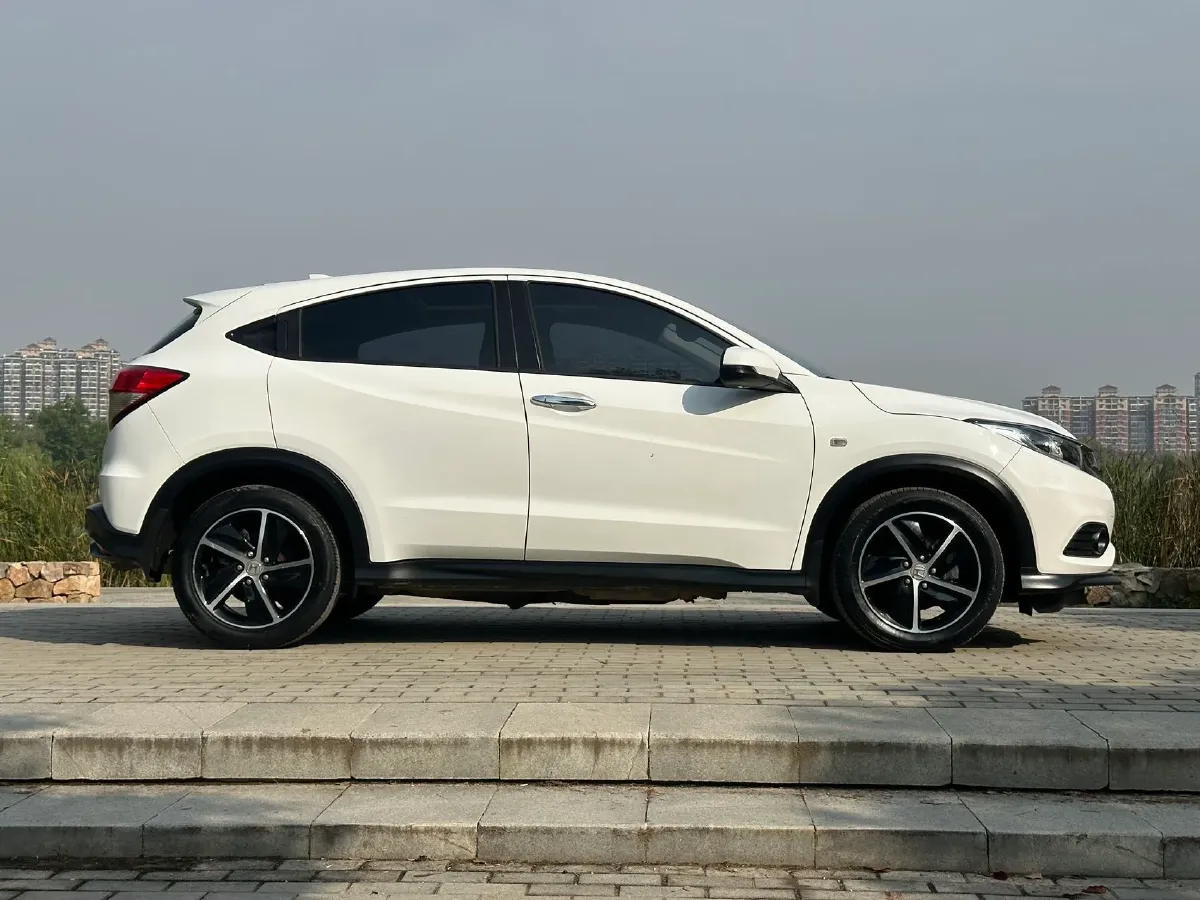 2020 Honda Vezel 1.5L 131HP L4 CVT,autocango,china used car exporter,china ev exporter,chinese used car exporter,chinese used ev exporter