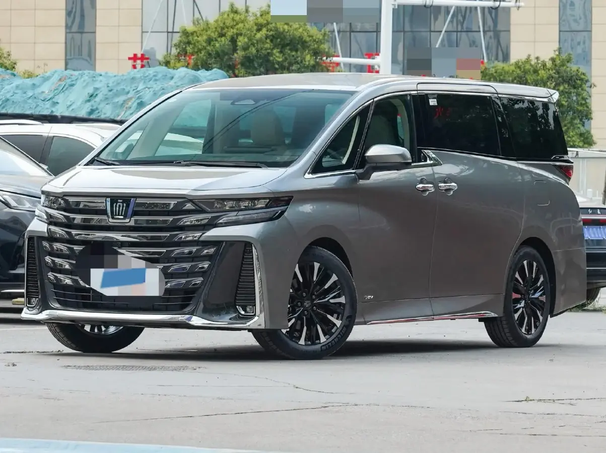 2024 Toyota Vellfire 2.5L 190HP L4 E-CVT Hybrid