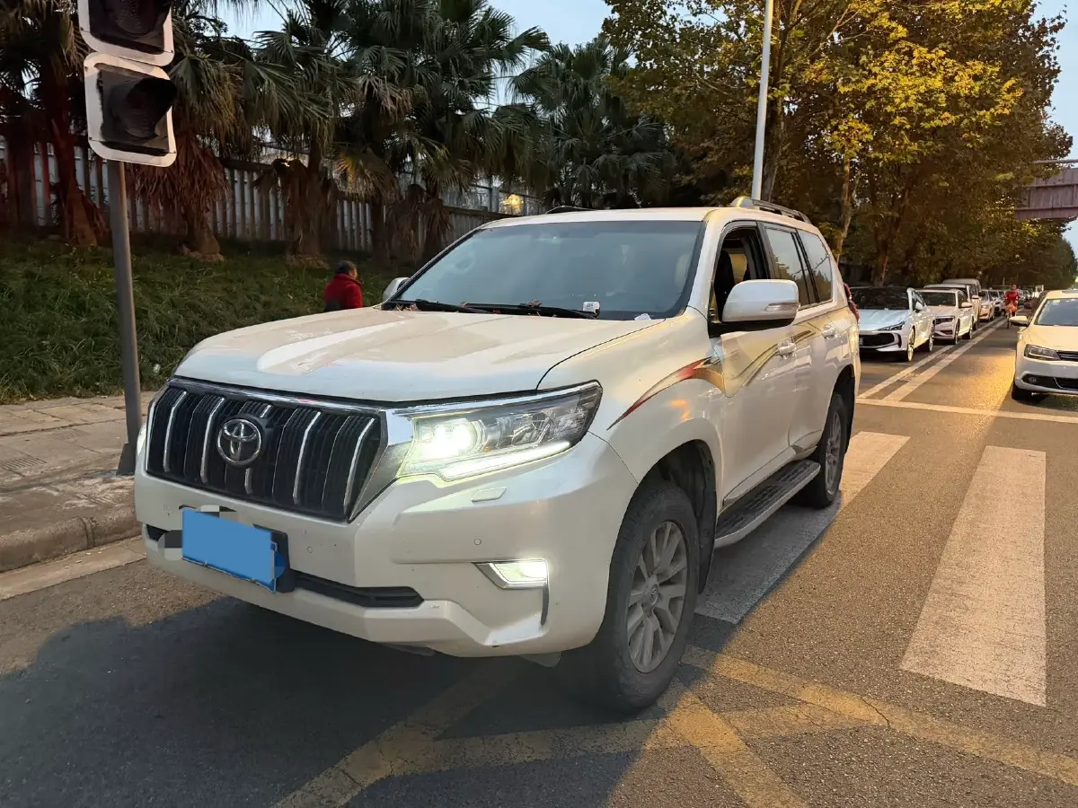 2018 Toyota Land Cruiser Prado 3.5L 280HP V6 6AT