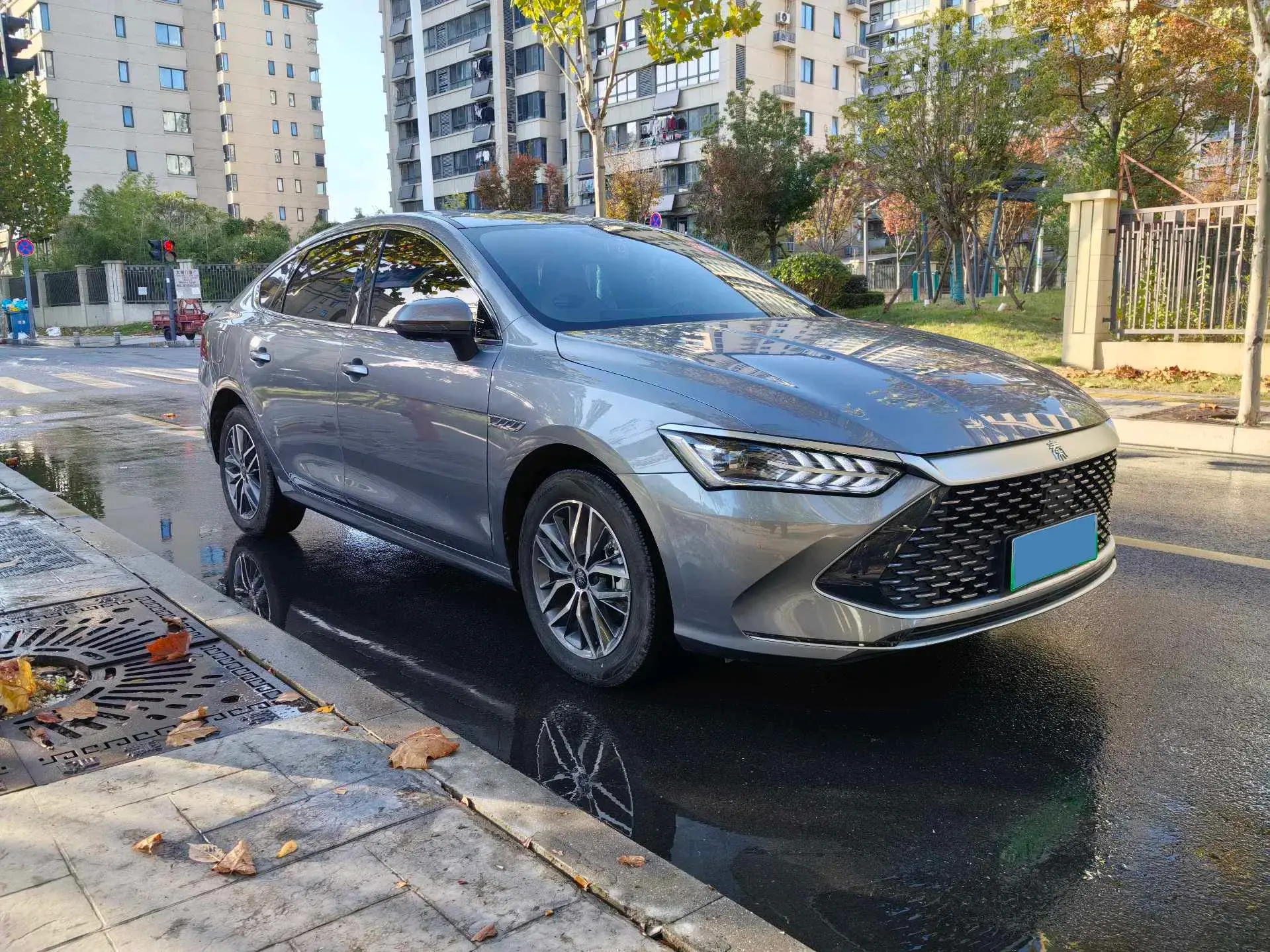 2023 BYD QIN thumbnail 3