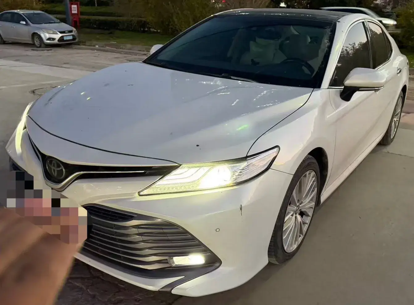 2019 TOYOTA CAMRY view 1