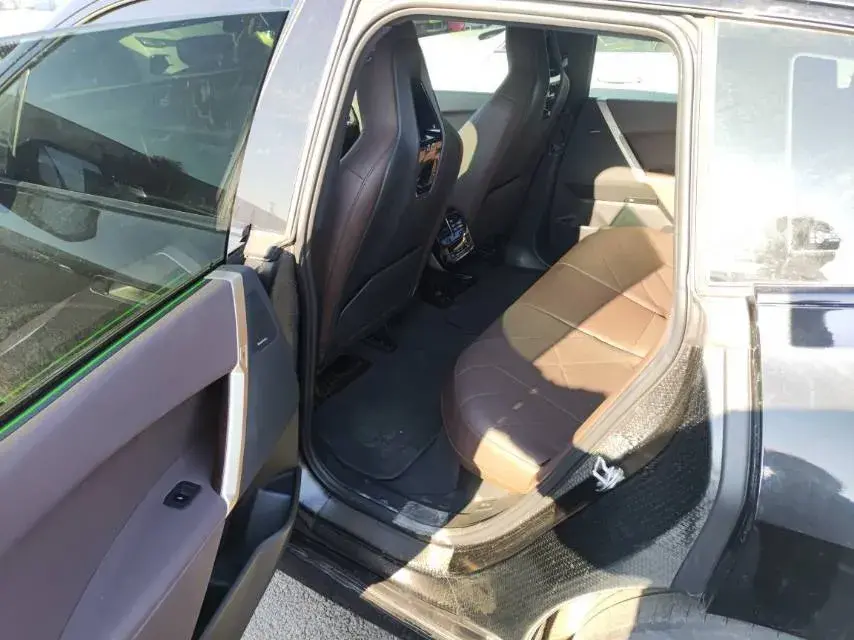 2022 BMW IX thumbnail 4