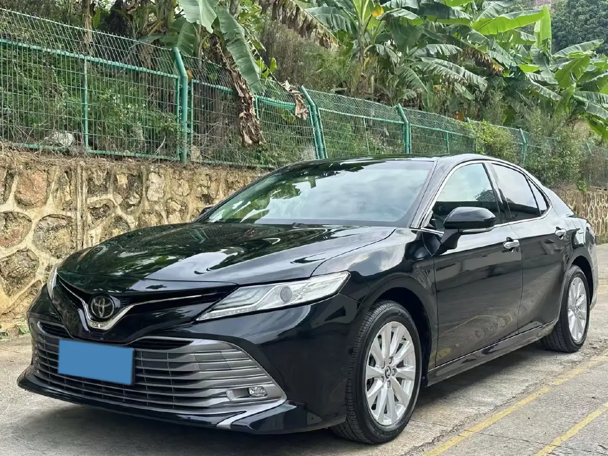 2019 Toyota Camry 2.0L 178HP L4 CVT
