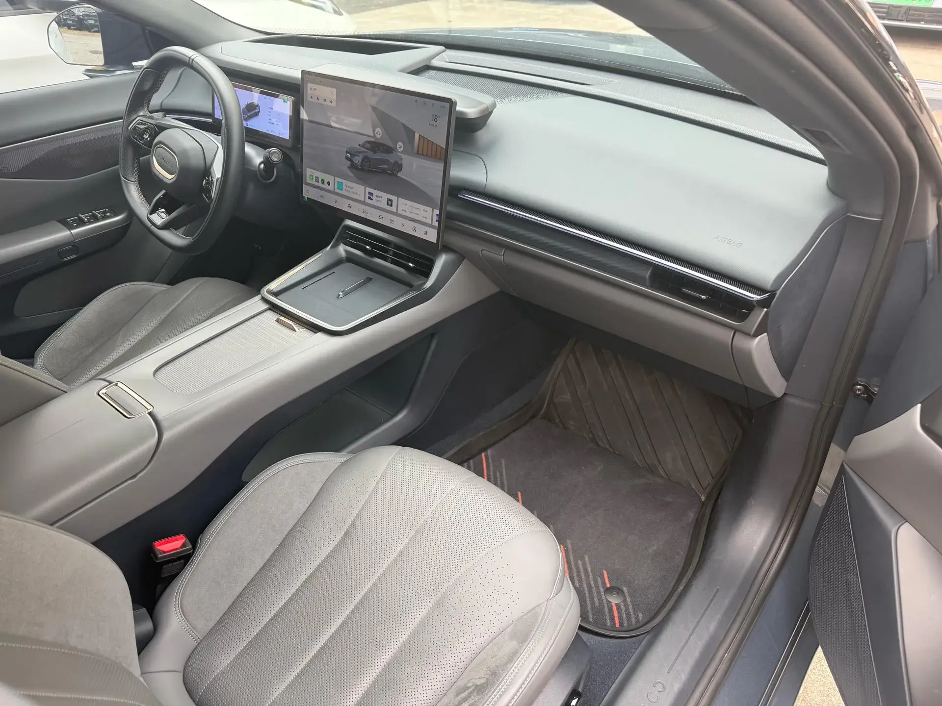 2024 LYNK&CO 07 thumbnail 3