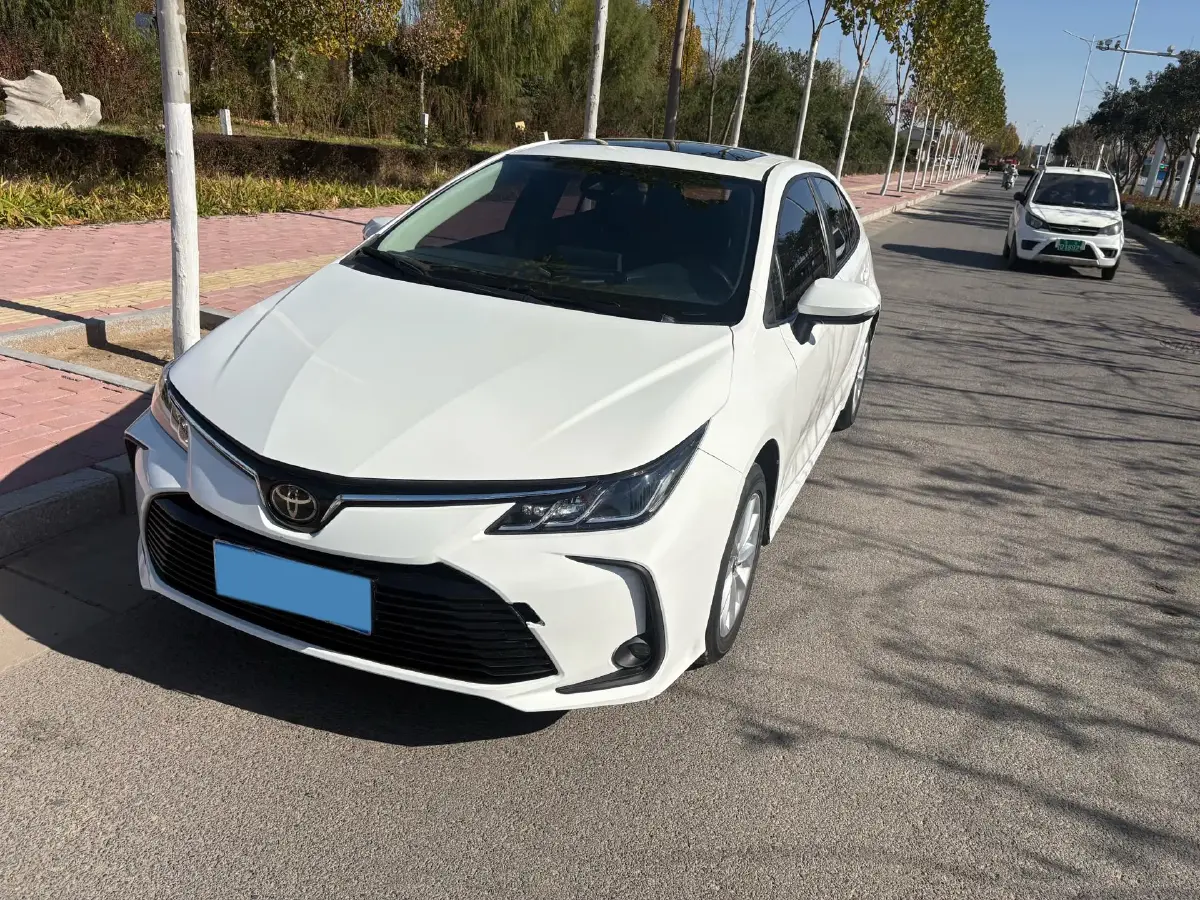 2021 Toyota Corolla 1.2T 116HP L4 CVT