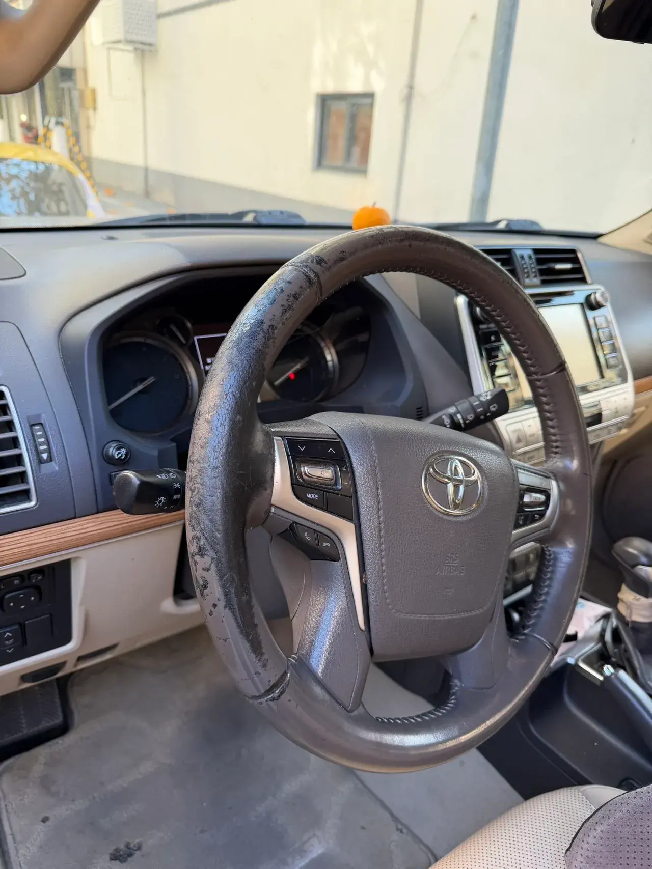 2018 TOYOTA LAND thumbnail 2