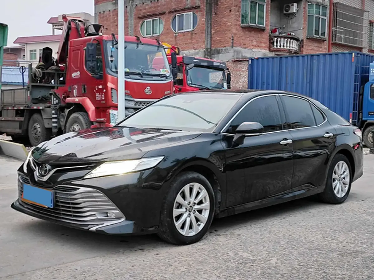 2019 Toyota Camry 2.0L 178HP L4 CVT