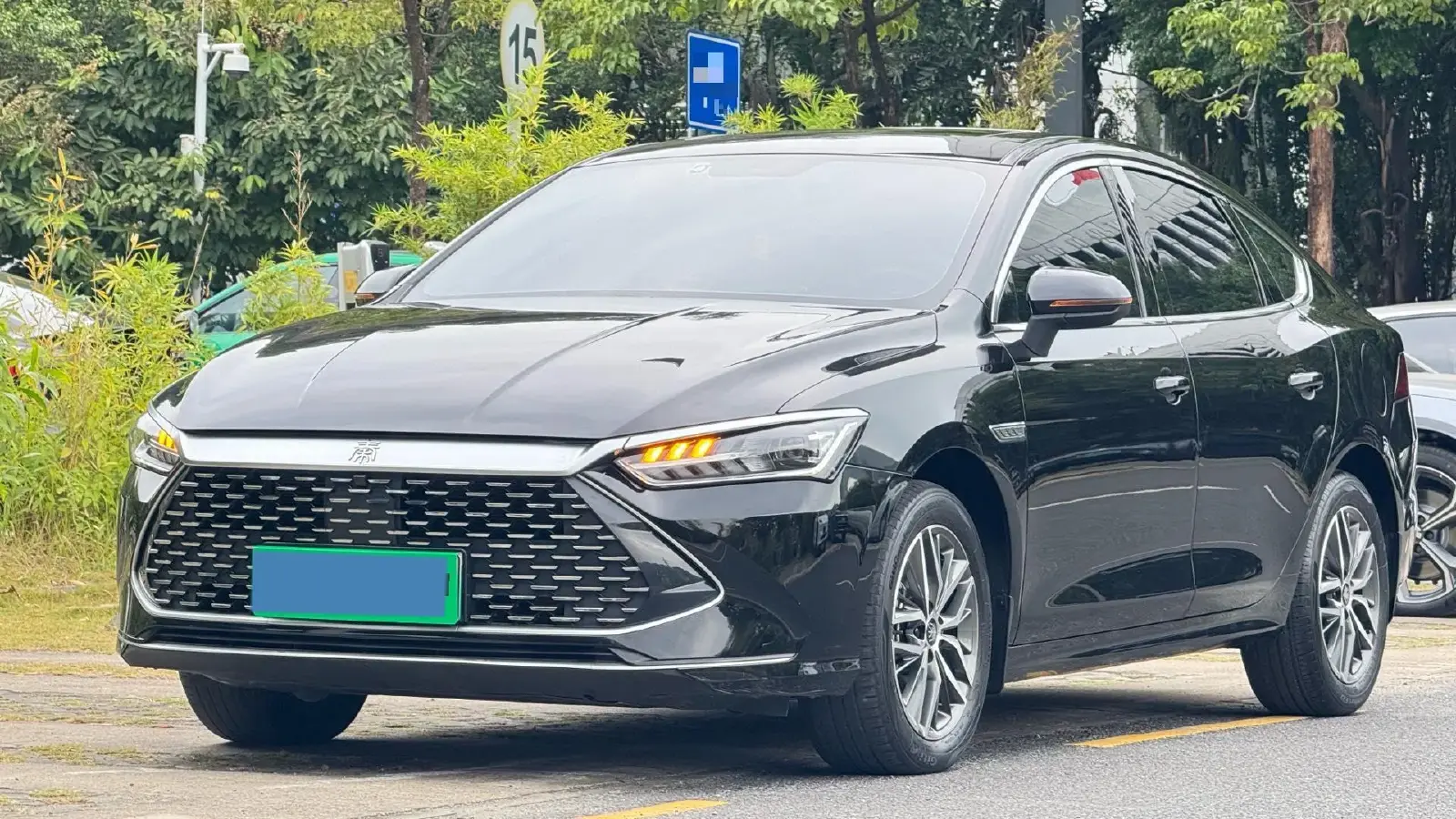 2021 BYD Qin Plus 1.5L 110HP L4 E-CVT PHEV 18.32KWH