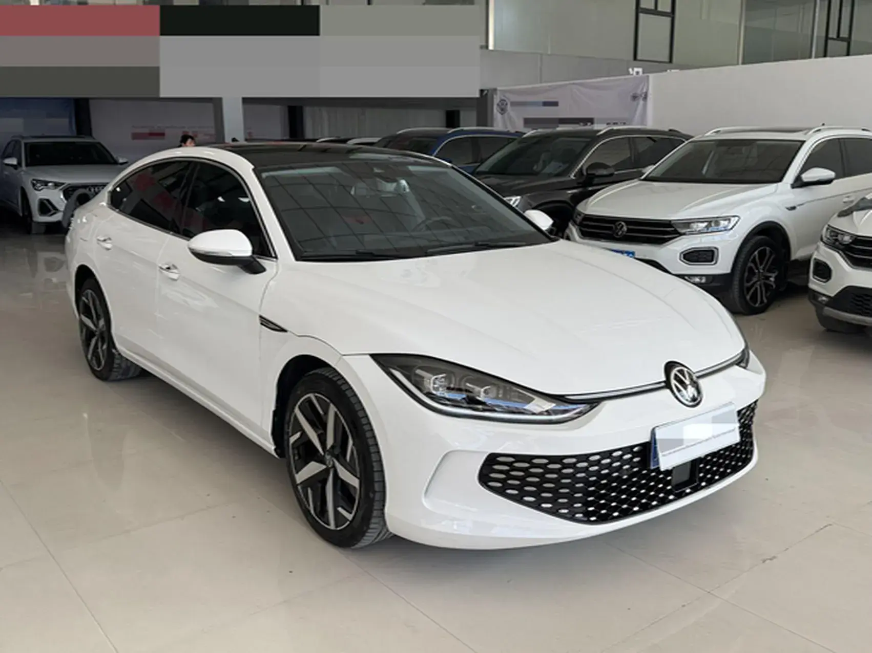 2022 VOLKSWAGEN LAMANDO thumbnail 3