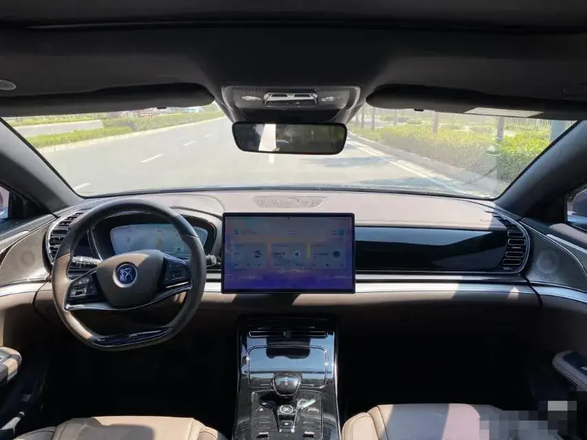 2022 BYD HAN thumbnail 4