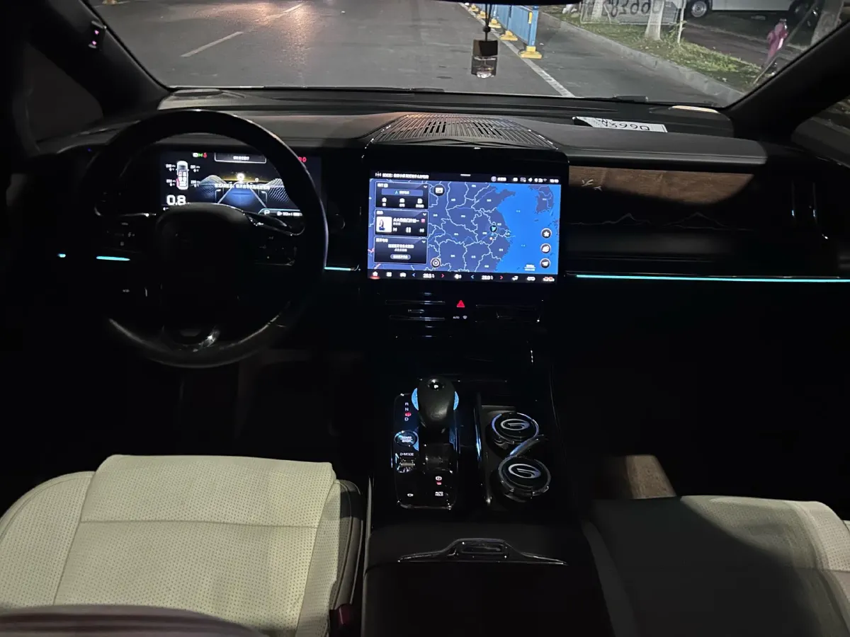 2023 GAC Trumpchi M8 2.0T 252HP L4 8AT,autocango,china used car exporter,china ev exporter,chinese used car exporter,chinese used ev exporter