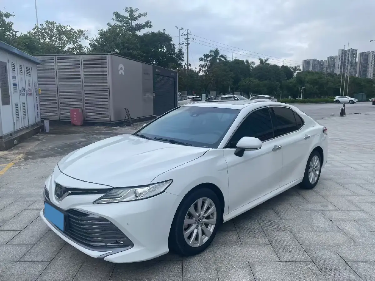 2019 Toyota Camry 2.0L 178HP L4 CVT