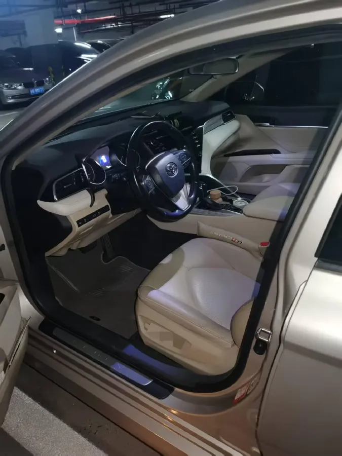 2018 Toyota Camry 2.5L 178HP L4 E-CVT Hybrid,autocango,china used car exporter,china ev exporter,chinese used car exporter,chinese used ev exporter