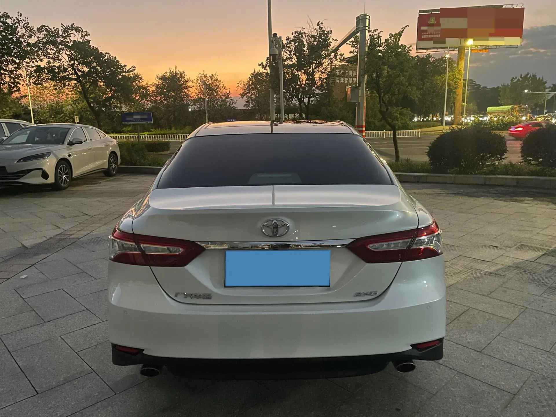 2019 TOYOTA CAMRY thumbnail 4