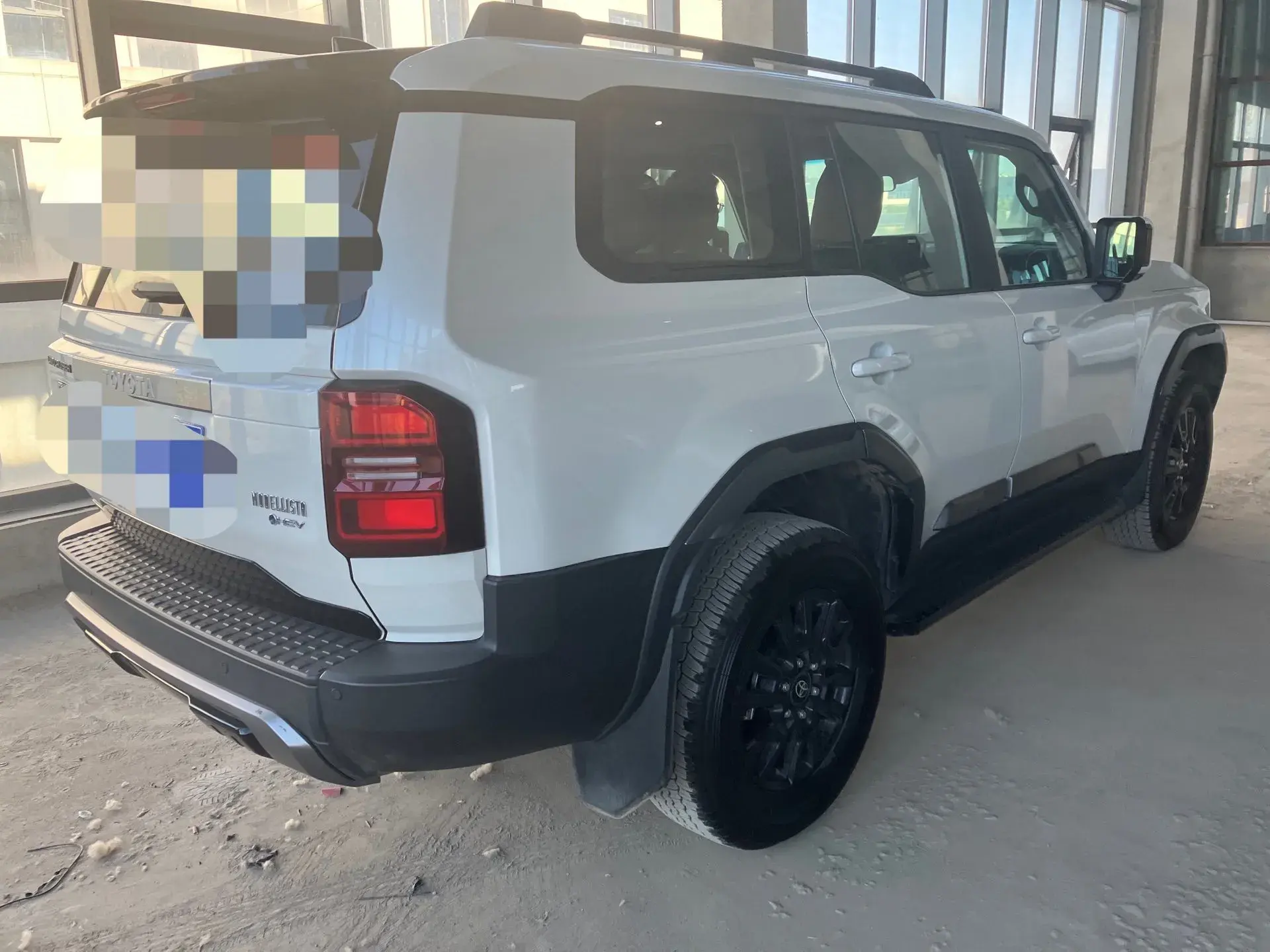 2024 TOYOTA LAND thumbnail 2