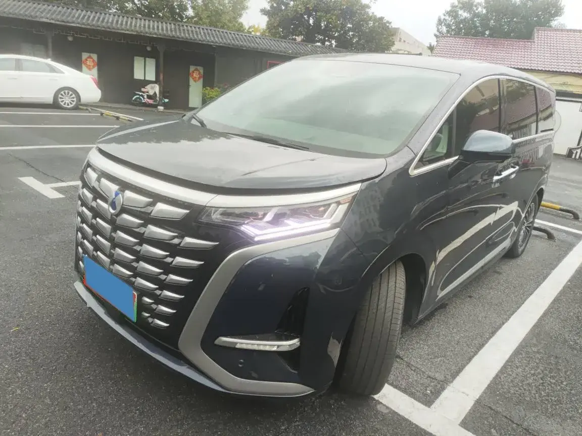 2022 Denza D9 1.5T 139HP L4 E-CVT PHEV 40.06KWH