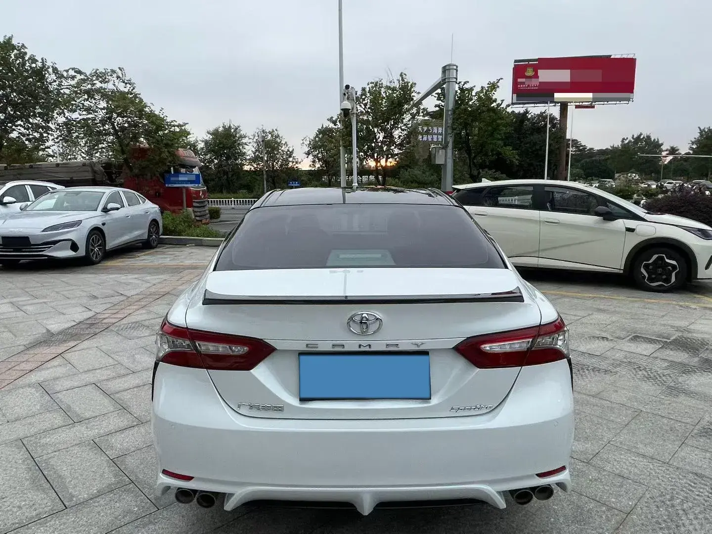 2019 TOYOTA CAMRY thumbnail 4