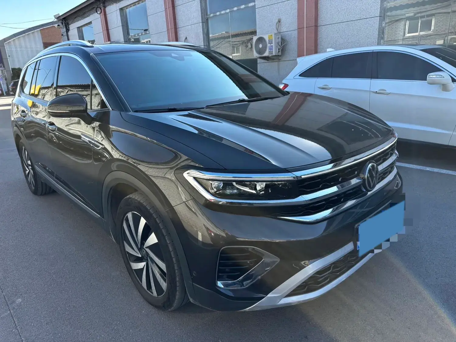 2021 VOLKSWAGEN TALAGON thumbnail 3