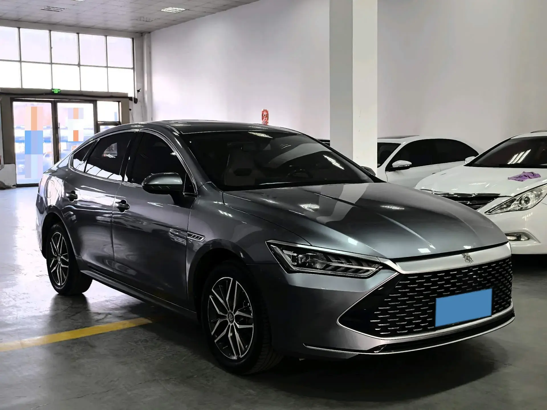 2023 BYD QIN thumbnail 3