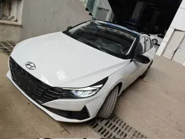2021 HYUNDAI ELANTRA view 1