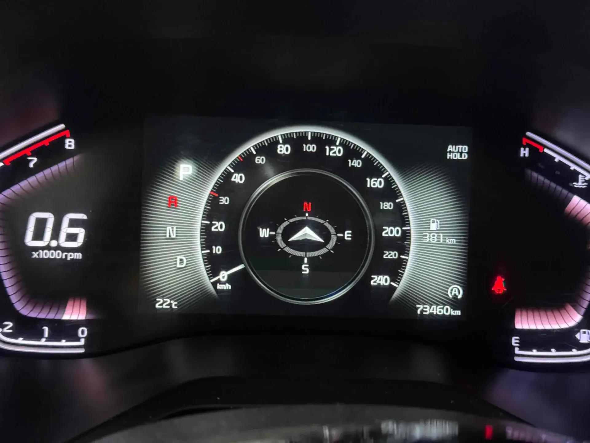 2021 KIA SPORTAGE thumbnail 4