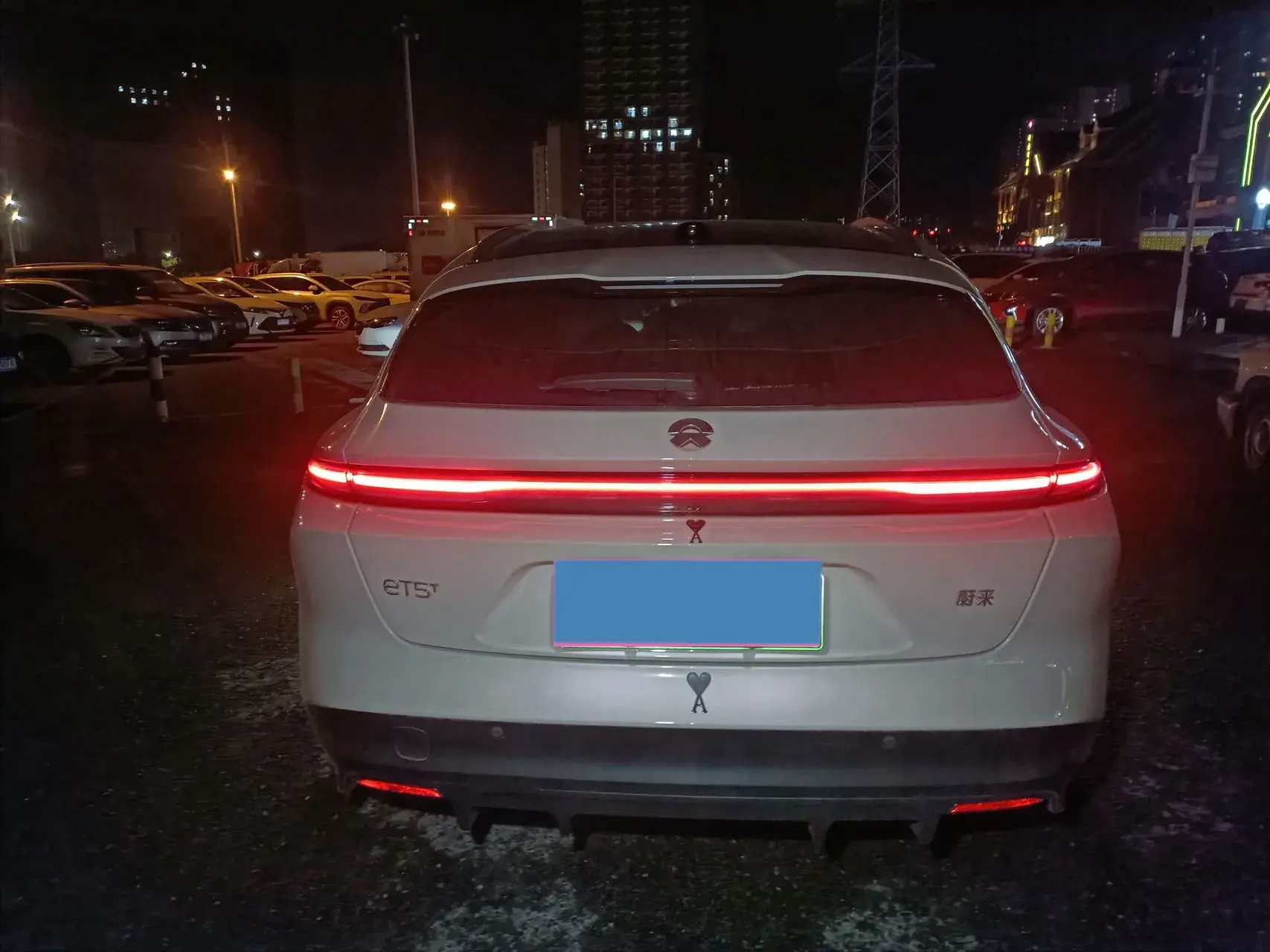 2024 NIO ET5T thumbnail 4