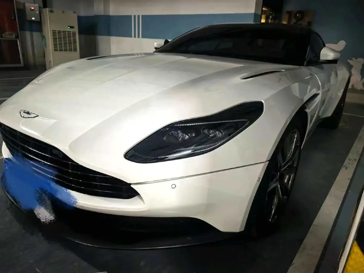 2019 Aston Martin DB11 4.0T 510HP V8 8AT