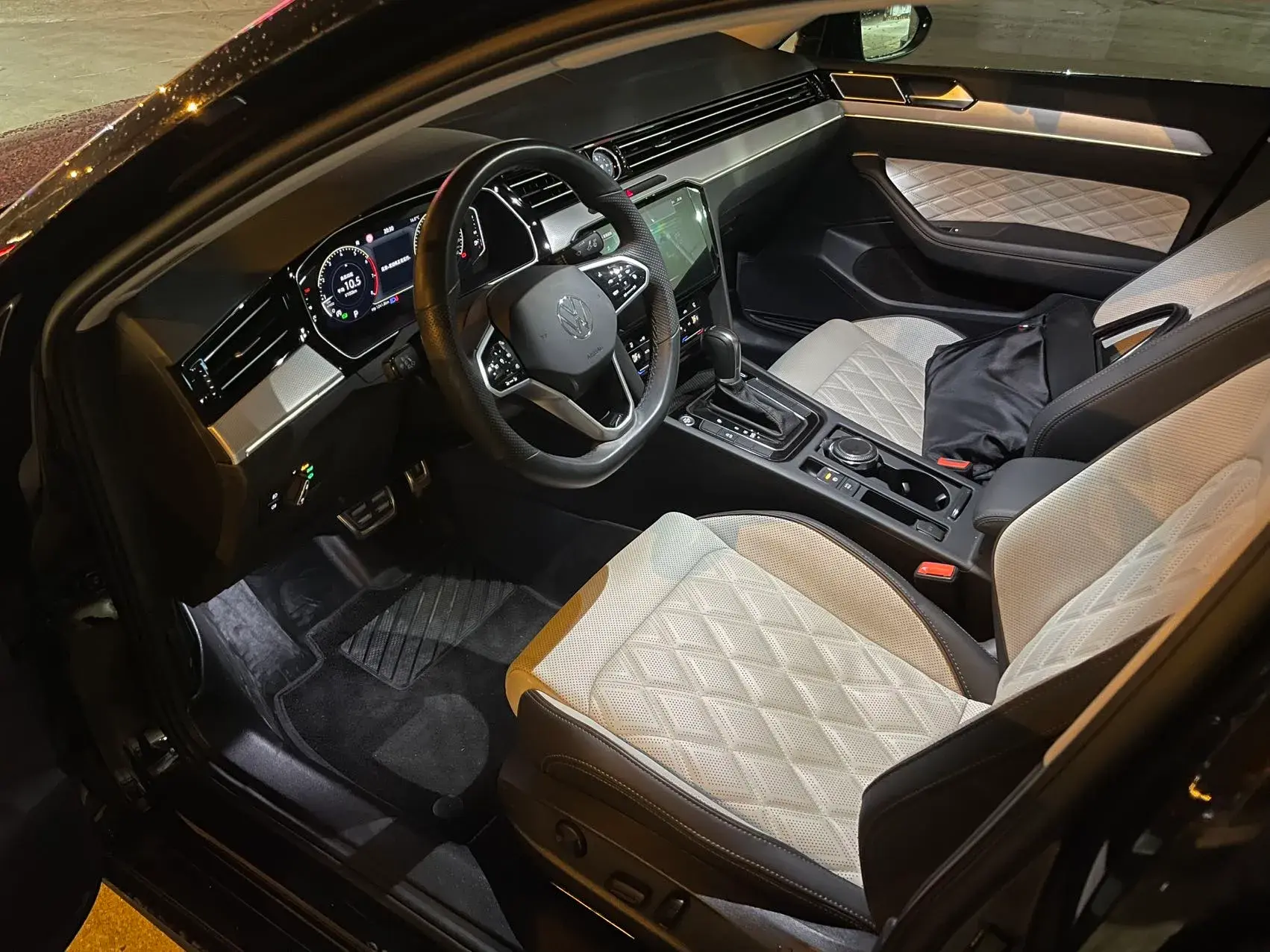 2023 VOLKSWAGEN MAGOTAN thumbnail 4