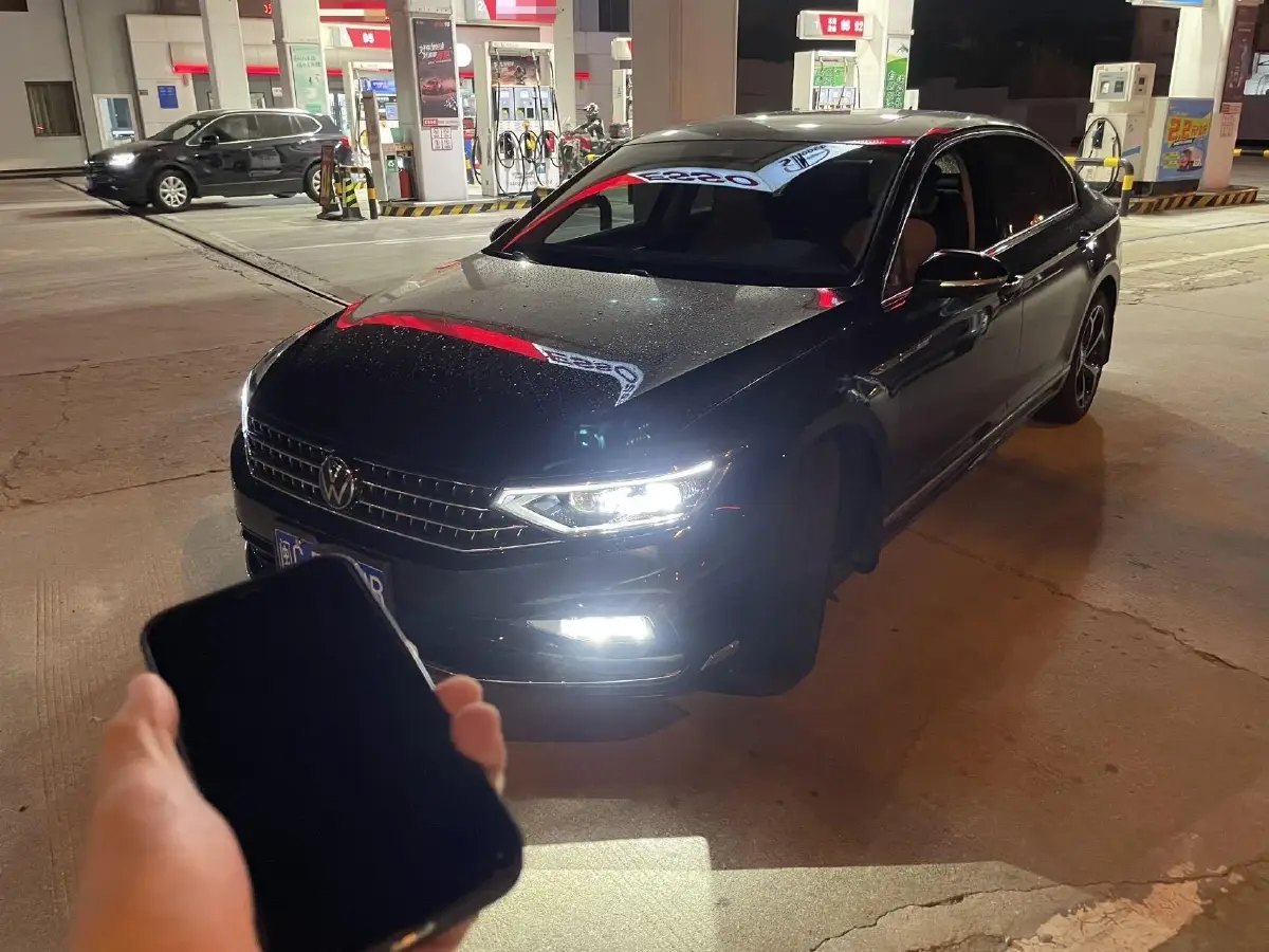 2023 Volkswagen Magotan 2.0T 186HP L4 7DCT